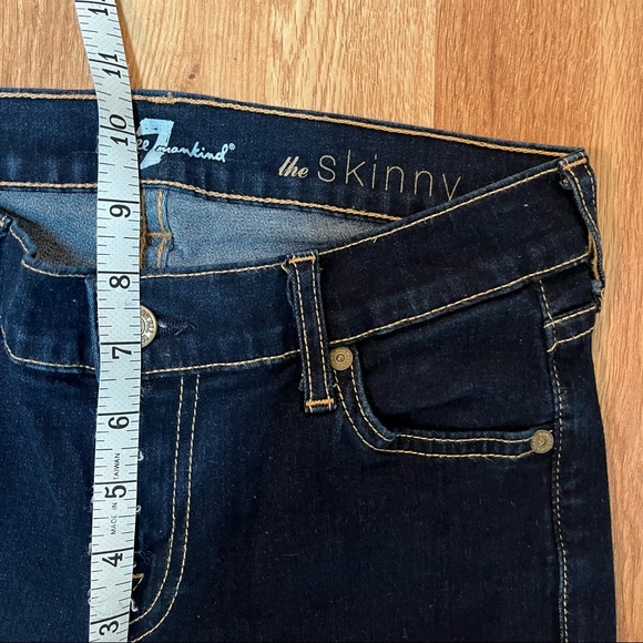 7 for All Mankind The Skinny Dark Wash Jeans - Picture 8 of 9